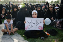 مردم باید برای دین خود هزینه کنند و پای کار بیایند