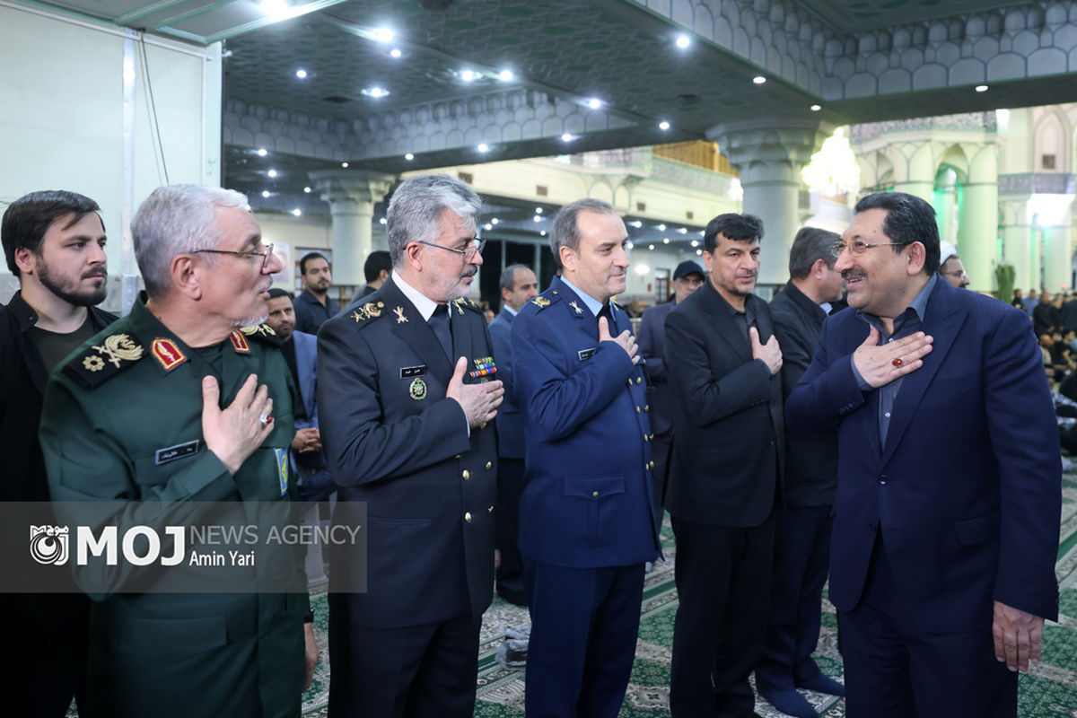 مراسم بزرگداشت شهدای وزارت دفاع