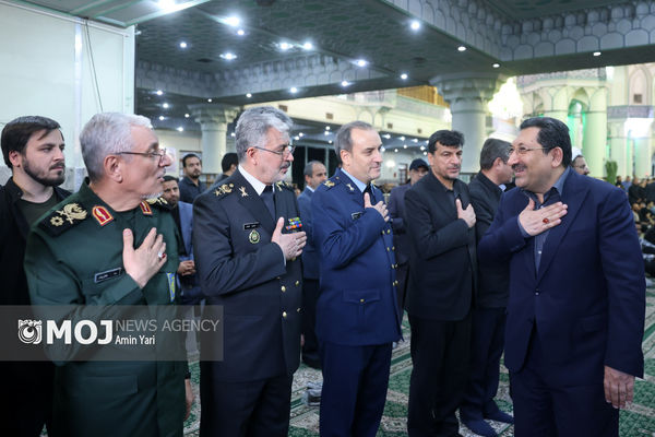 مراسم بزرگداشت شهدای وزارت دفاع