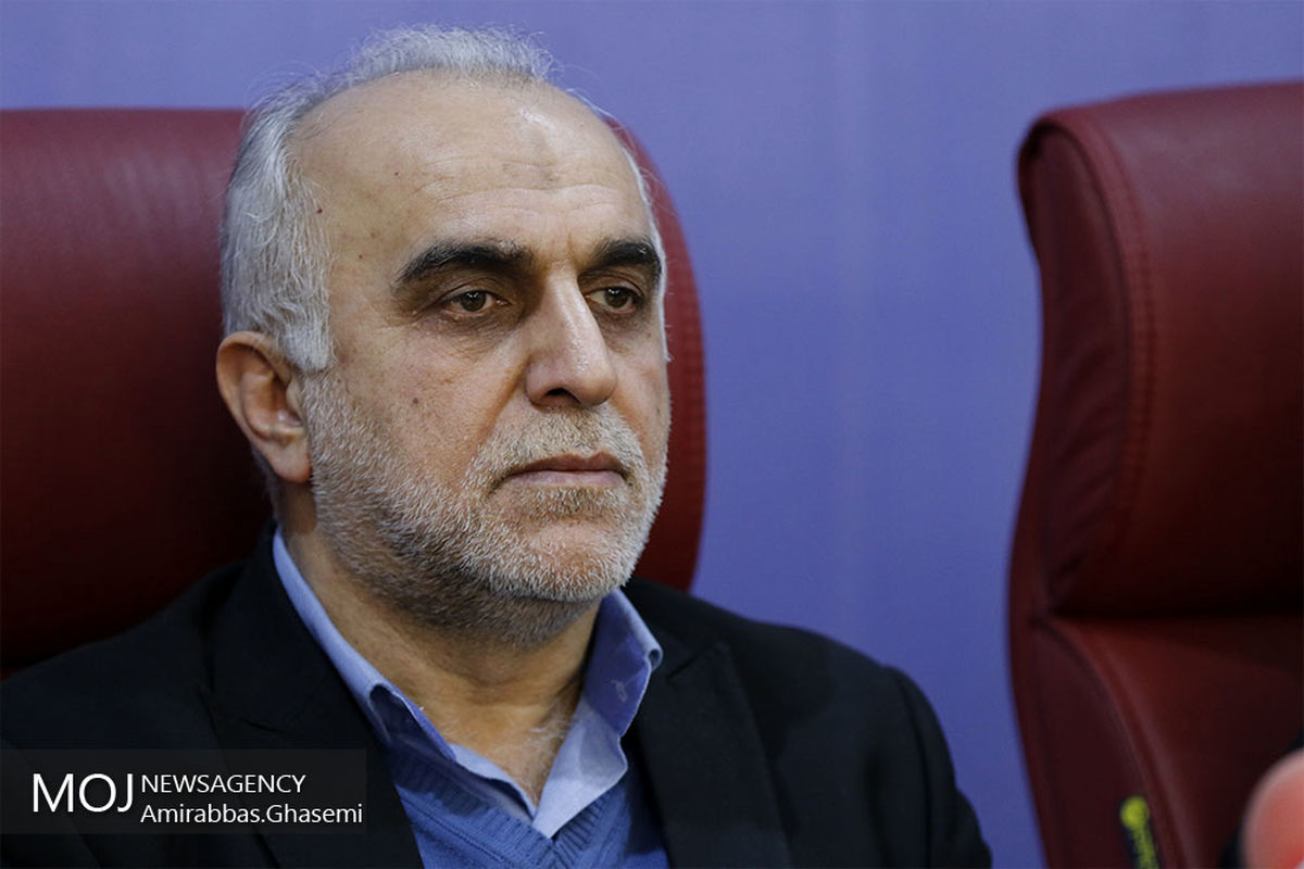 تجلیل از وزارت امور اقتصادی و دارایی/فرهاد دژپسند وزیر اقتصاد