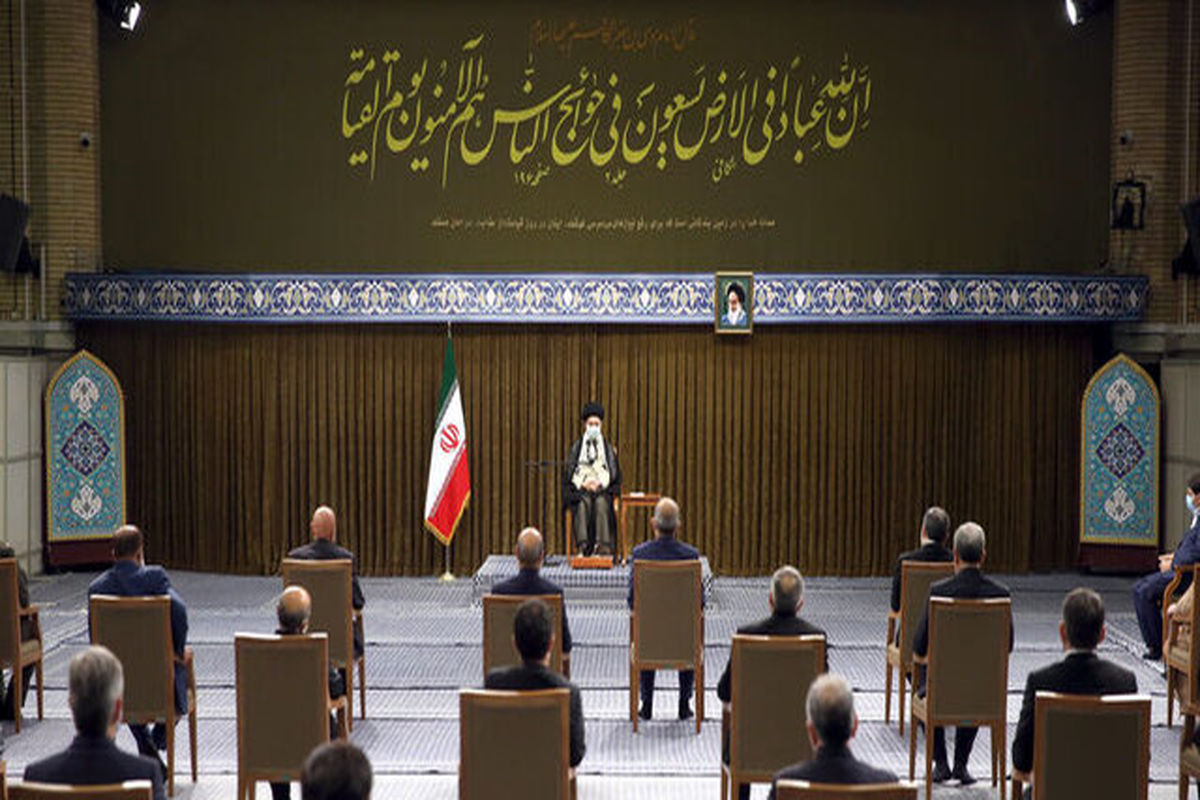 رهبر انقلاب1