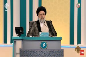 فاصله طبقاتی محصول بی عدالتی است/ نسبت به مسئولیتم پاسخگو هستم