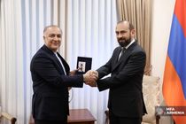 سفیر ایران در ارمنستان مدال دوستی دریافت کرد