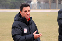 باید ساختار دفاعی‌مان را تقویت کنیم/ هیچ وقت به دنبال اتلاف وقت نبودم