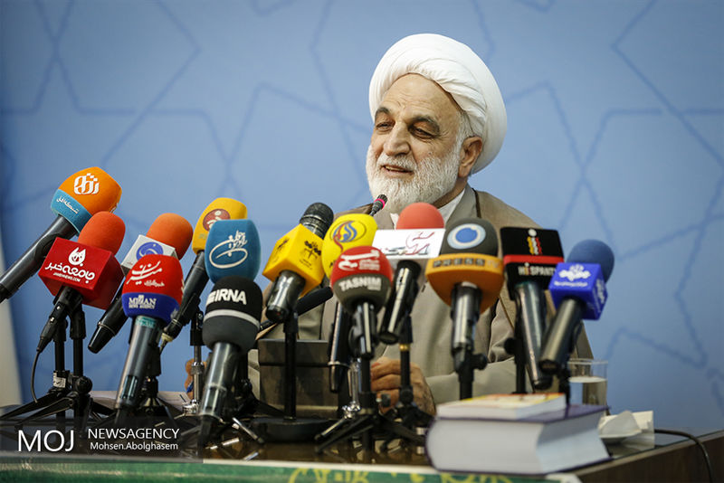 حکم اعدام برای دو متهم صادر شد / تعلیق دو قاضی متخلف از کار قضایی