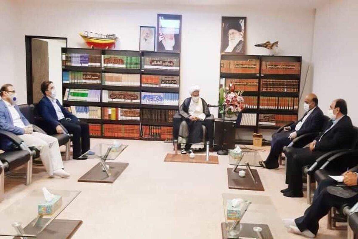 دیدار امام جمعه و اداره مالیات