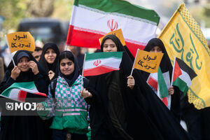 حزب‌الله لبنان برای شرکت در تجمع وفاداری به رهبر انقلاب اسلامی ایران فراخوان داد