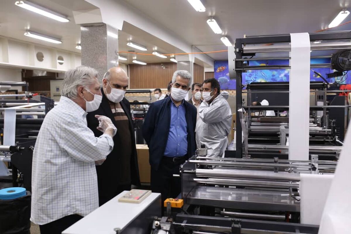 بازدید مهرزاد دانش از کارگاه تولید ماسک