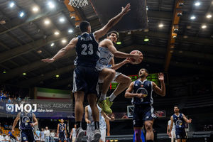 دیدار تیم های بسکتبال استقلال - پایش پارت