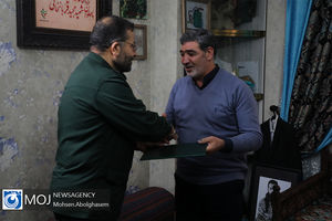 دیدار سردار سلیمانی رییس بسیج با خانواده شهید قربانخانی