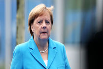 خروج از توافق هسته‌ای در چنین شرایطی اشتباه است