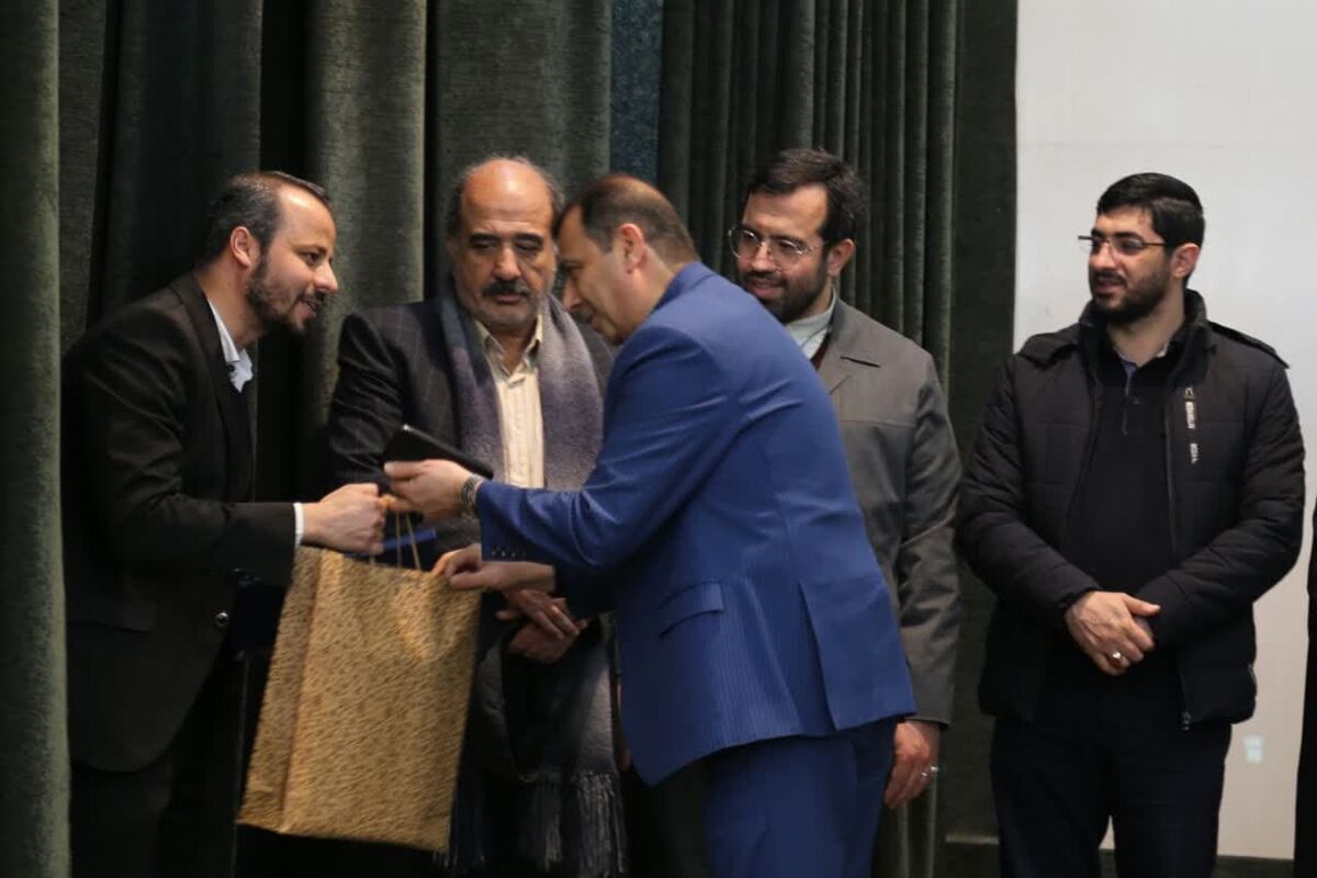 ح.زه هنری کاشان