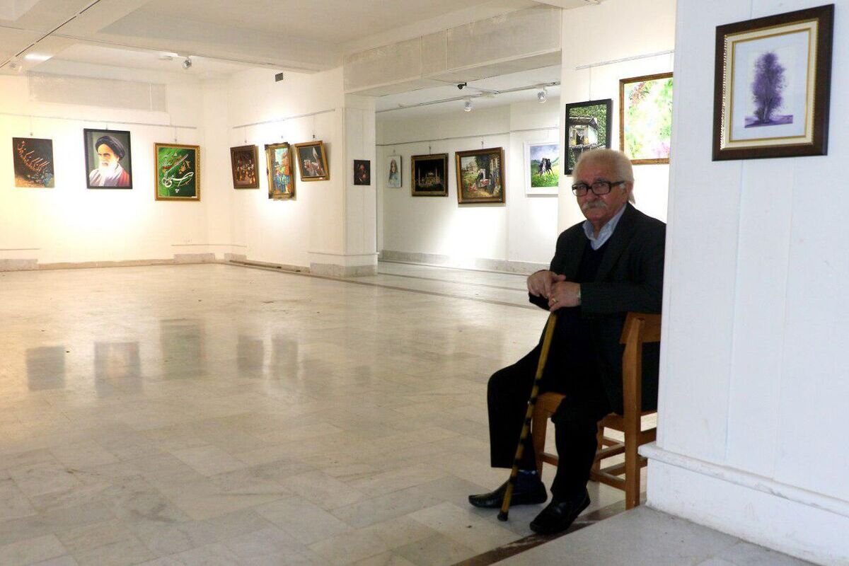 ایرج خواجوی