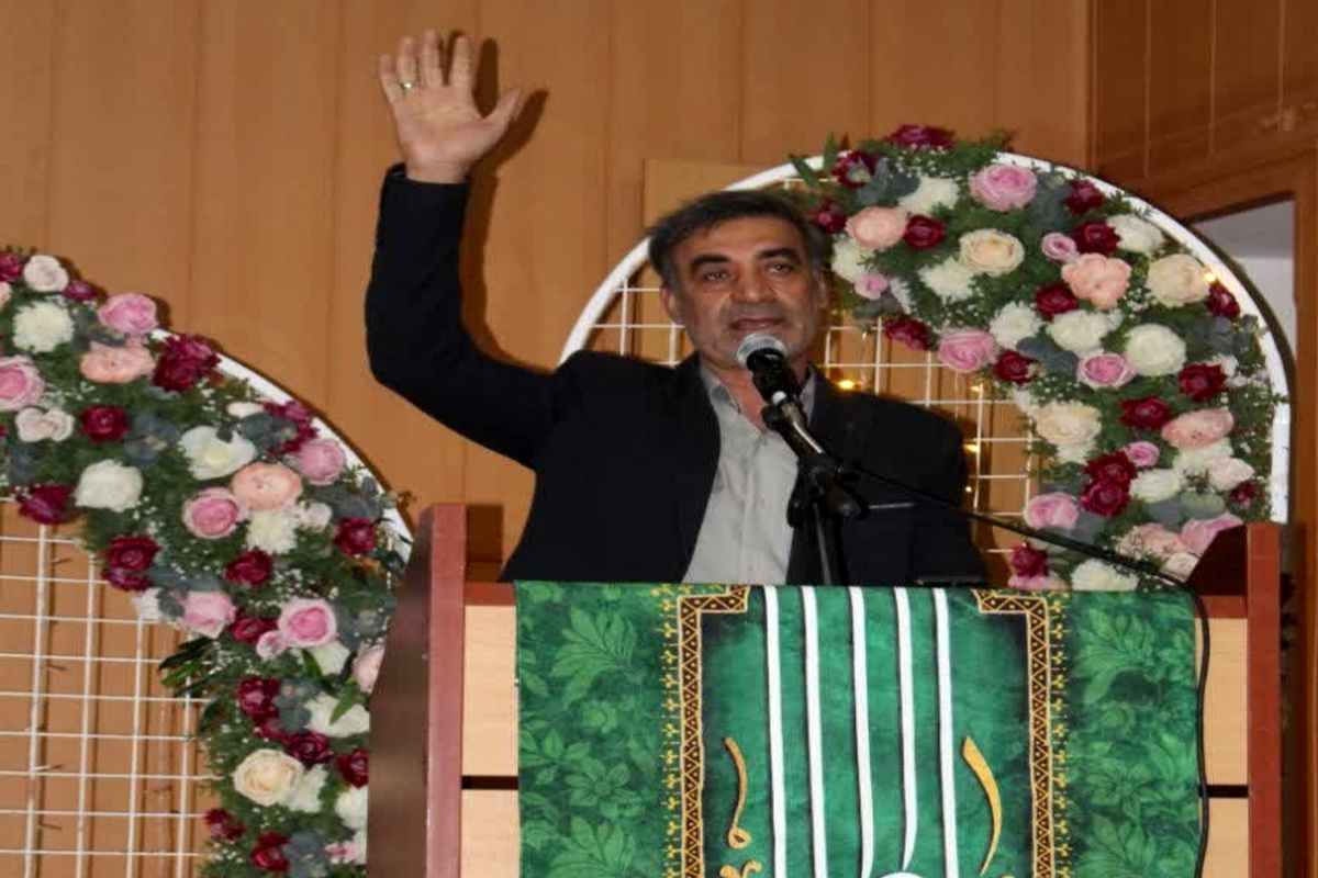 شاعران آئینی 
