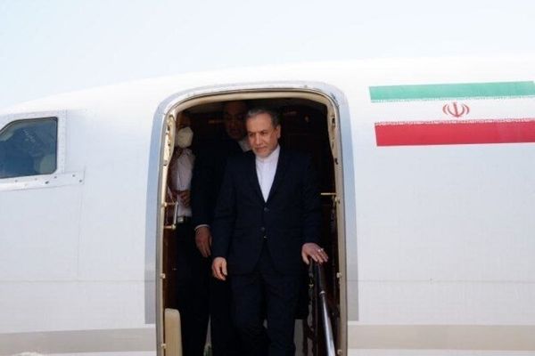 عراقچی پس از لاهه راهی پاریس شد