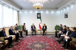  معاون اجرایی رئیس‌جمهور با مشاور نخست وزیر و معاون وزیر تجارت عراق دیدار کرد