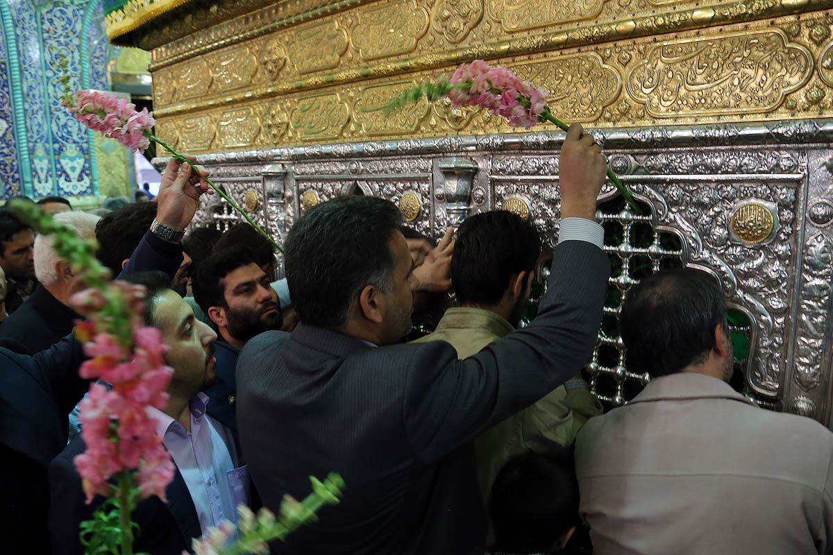 جشن درحرم1