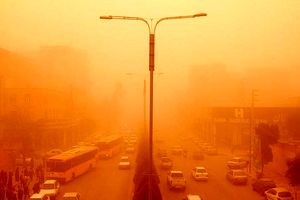 گرد و غبار شدید شرق استان کرمان را فرا گرفت