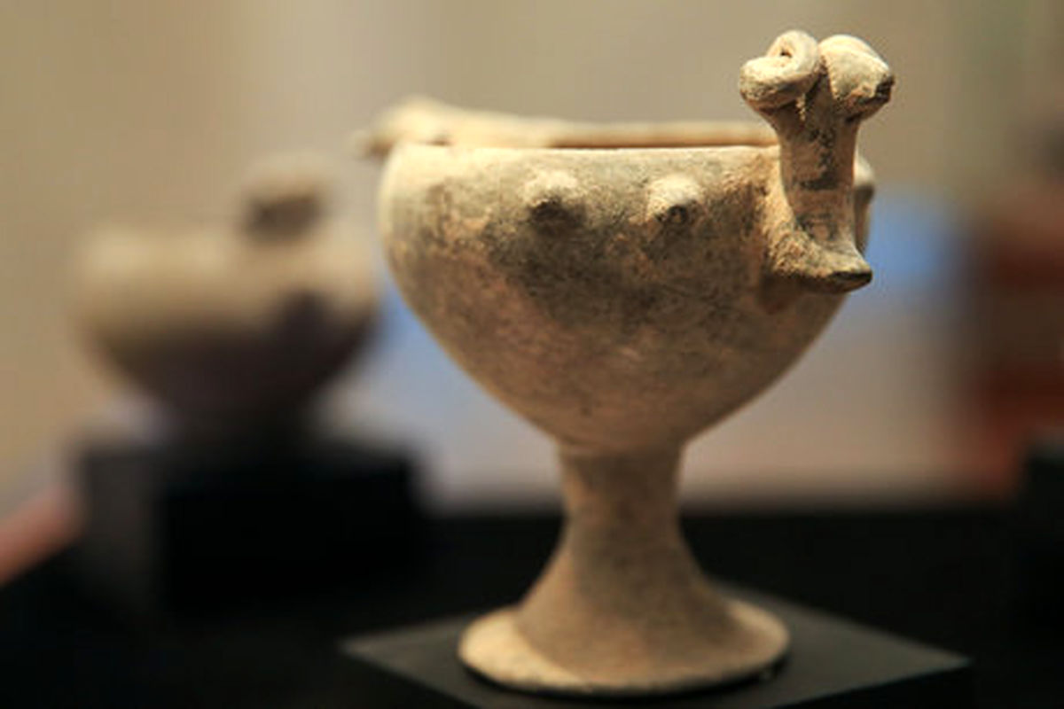 اثر باستانی