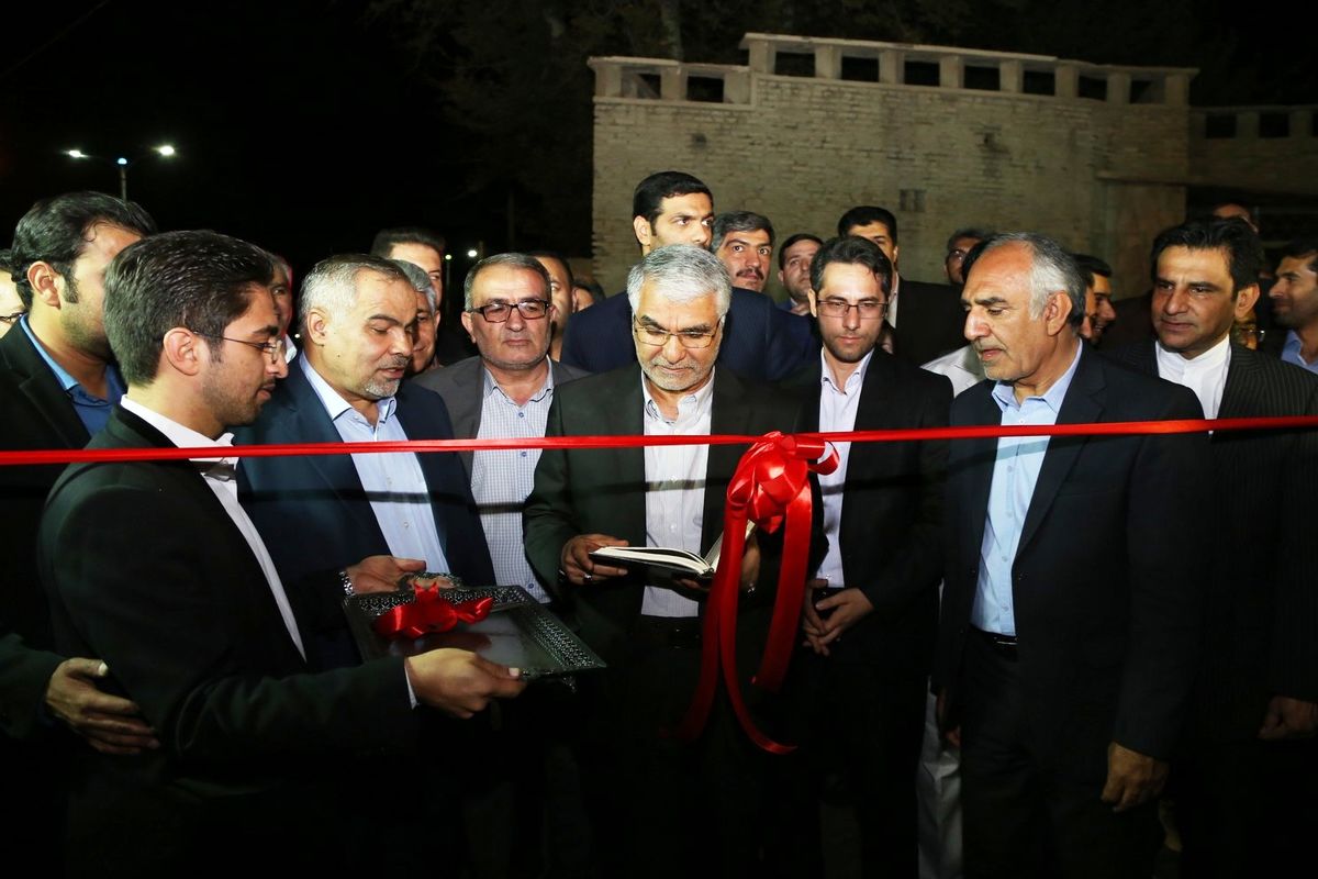  اولین نمایشگاه جشنواره خدمت در شیراز