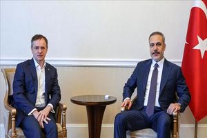 وزیر امور خارجه ترکیه و مشاور رئیس‌جمهور روسیه با هم دیدار کردند