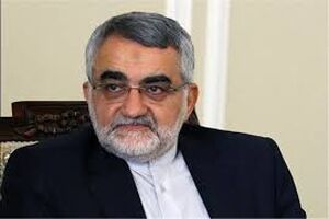 دولت آمریکا نه تنها با ایران بلکه با بیشتر کشورها دچار چالش است