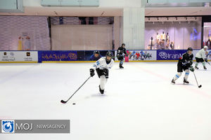 هاکی بازان ایران با گلباران قرقیزستان صعود کردند