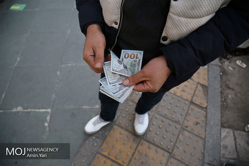 قیمت آزاد ارز در بازار تهران 8 اسفند 97/ قیمت دلار اعلام شد