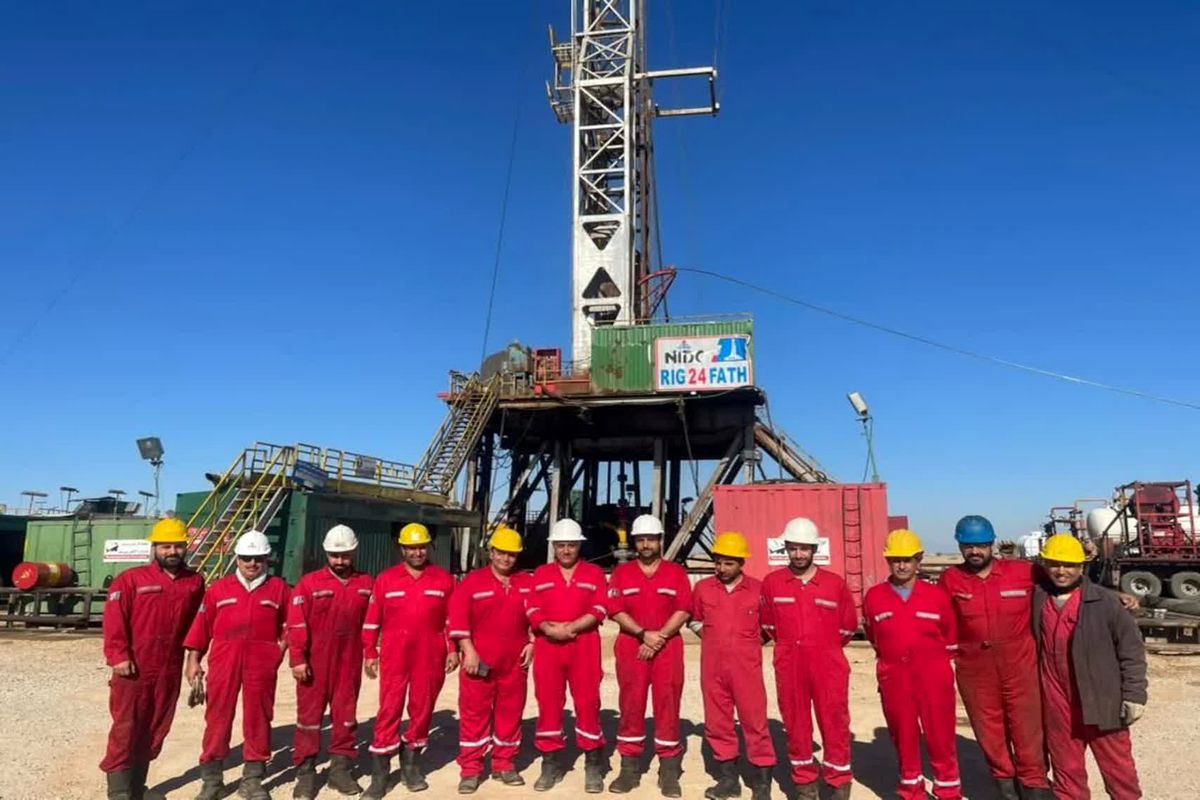 دستگاه حفاری 