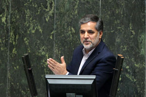 اغلب کارگران توسط صاحبان کارخانه استثمار می شوند/حق بیمه آنها پرداخت نمی شود