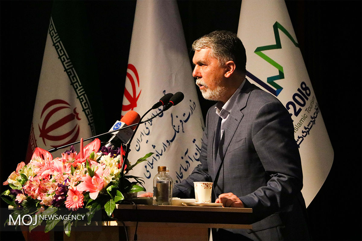 دیدار وزیر ارشاد با اصحاب فرهنگ، هنر و رسانه آذربایجان شرقی