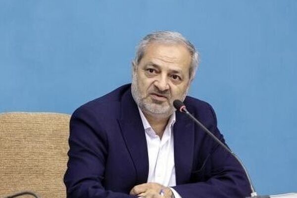 با تمام وجود در خدمت خانواده‌ شهدا هستیم