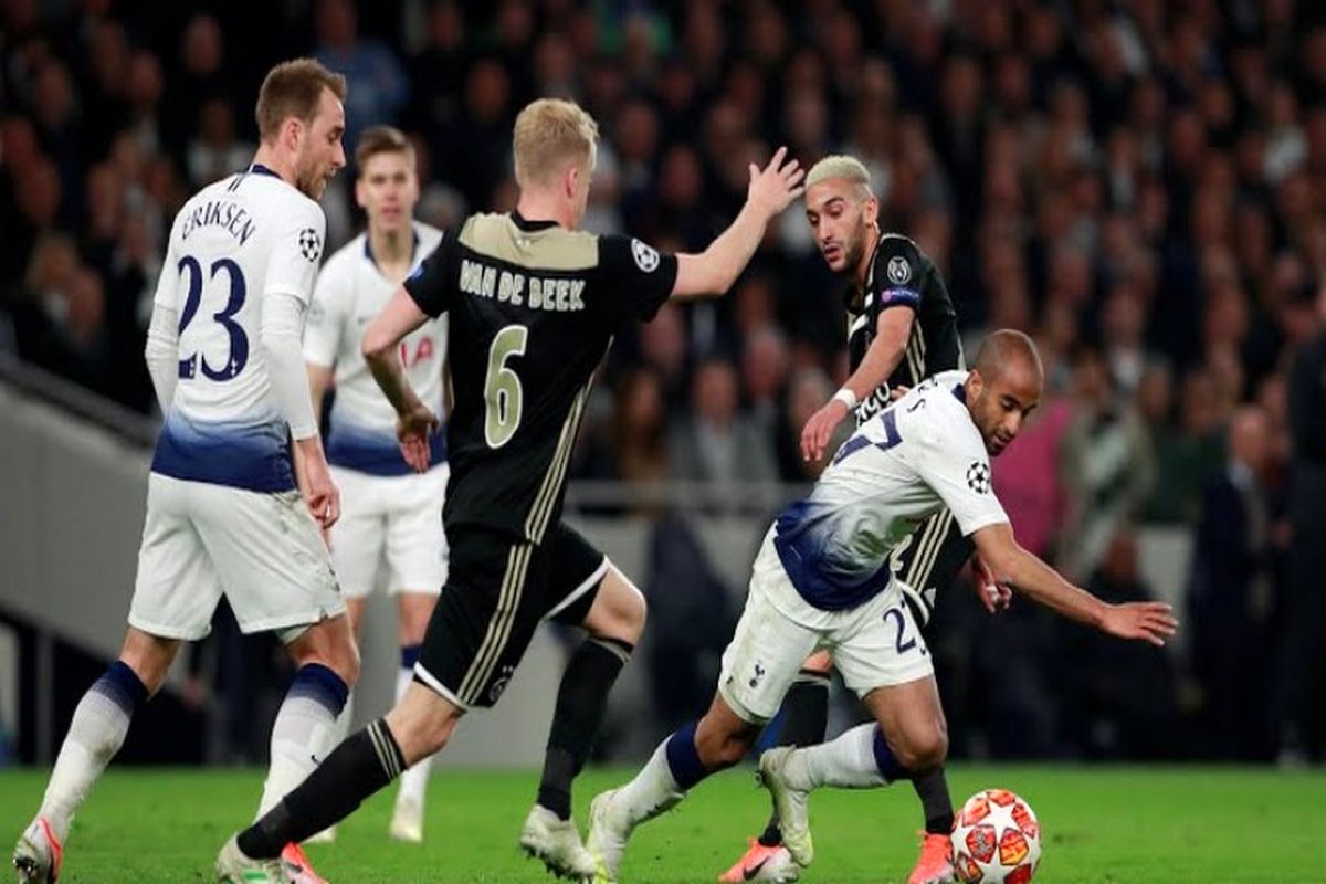 بازی آژاکس و تاتنهام