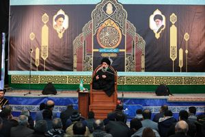 درجه قرب الهی و رفعت با بندگی خدا کسب می شود