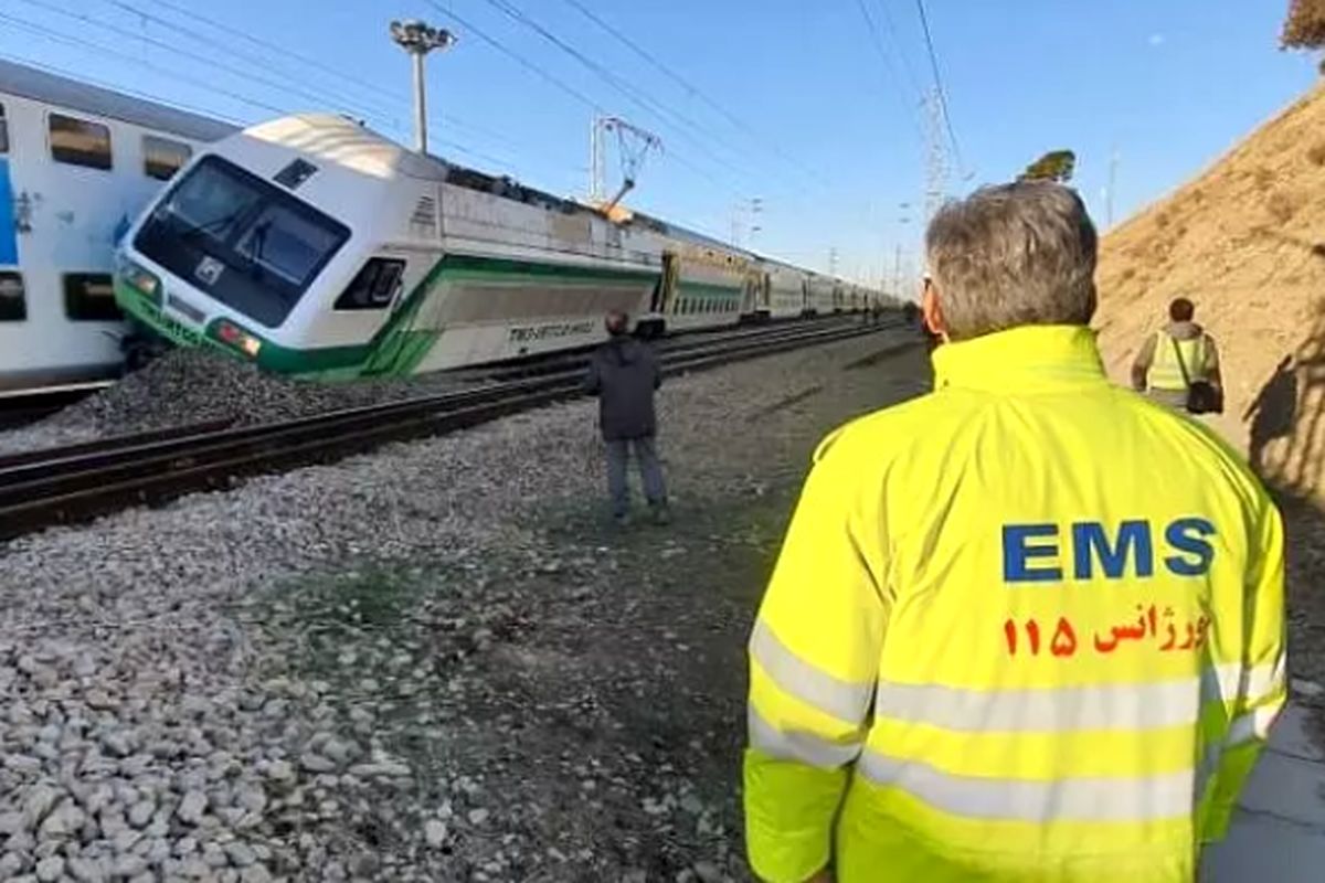 برخورد دو قطار در ایستگاه مترو چیتگر