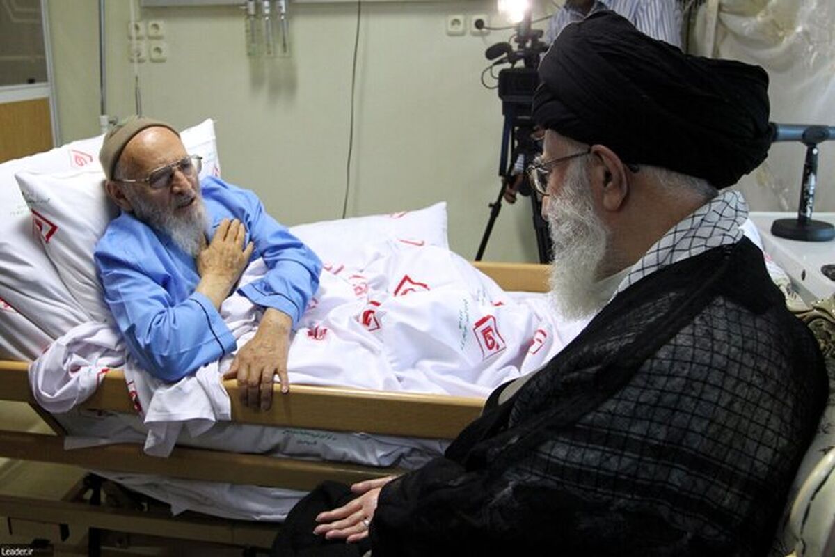 حضرت آیت‌الله خامنه‌ای