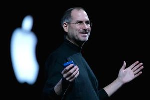 «عبداللطیف جندلی» نام اصلی استیو جابز است