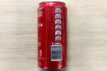 فروش نوشابه غیراستاندارد اماراتی در تهران به قیمت 7000 هزار تومان