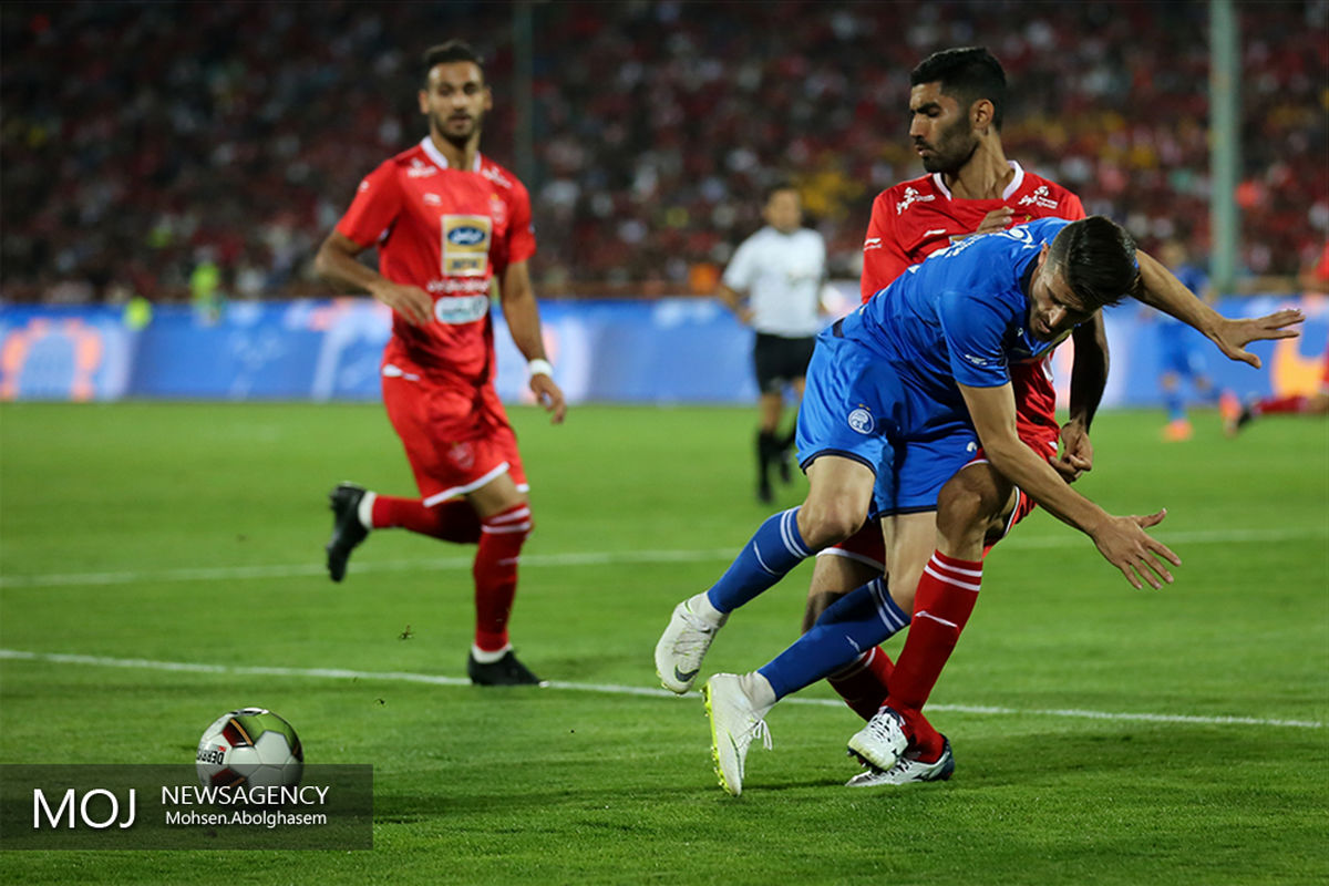 نتیجه بازی پرسپولیس و استقلال در نیمه نخست