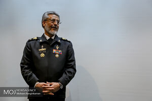 رئیس ستاد ارتش با جانباز مسیحی و آزاده دیدار کرد