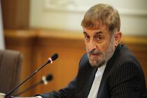 فعالان اقتصادی با نگاه تعاملی جای خود را در معادلات اقتصادی باز کنند/ روابط سیاسی ایران با غرب تغییر می کند