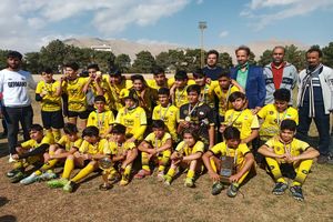 برگزاری فینال مسابقات فوتبال رده سنی نونهالان درخمینی شهر