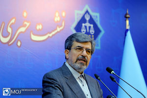  ۵ ماه قبل مدیرعامل کوروش کمپانی از کشور خارج شده است