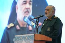 شکست اسراییل و افول قدرت آمریکا جهان را به آرامش می‌رساند