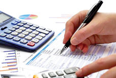 مجلس مخالف تأمین کسری درآمد دولت از مالیات است