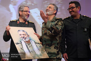 تجلیل از رزمندگان مدافع حرم