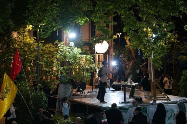 رویداد هنری «نقش میان میدان» در تجمعات مردمی برگزار شد