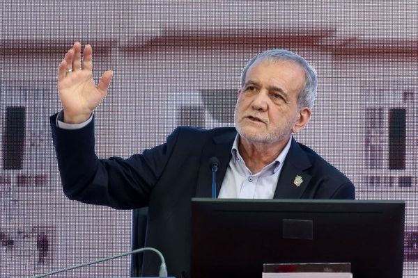 اگر منِ مسئول نتوانم معیشت مردم را سامان بدهم، ماندن من در این جایگاه هیچ معنایی ندارد