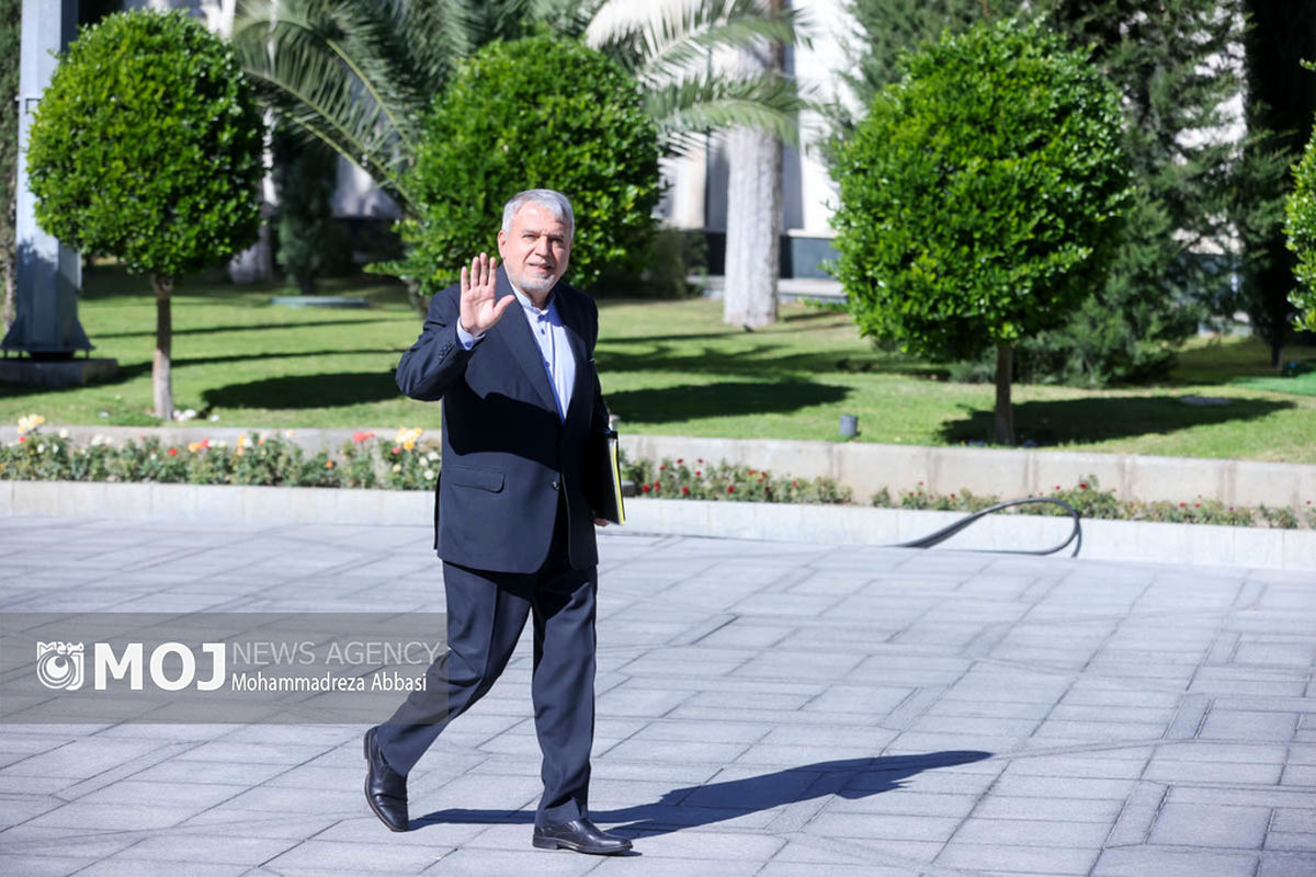 حاشیه جلسه هیات دولت - ۱۶ آبان