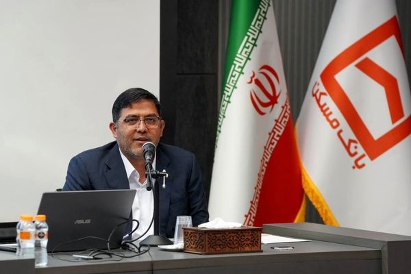 خدمات بی‌وقفه بانک مسکن با تلاش شبانه‌روزی متخصصان فناوری میسر شد